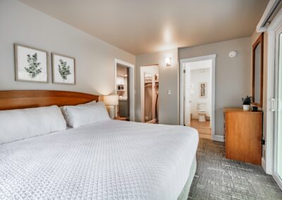 Luxure Bed Room